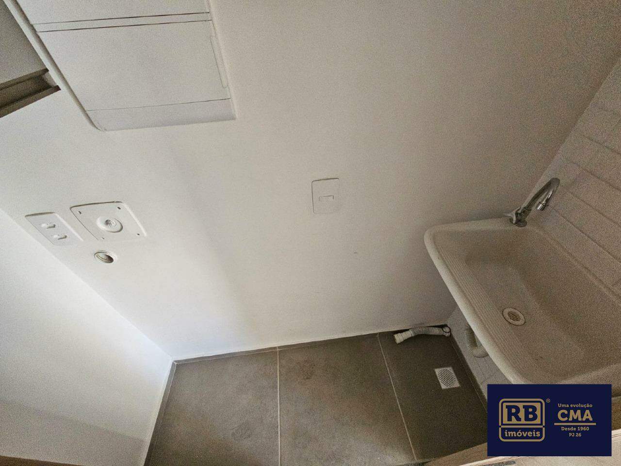 Apartamento para alugar com 2 quartos, 56m² - Foto 13