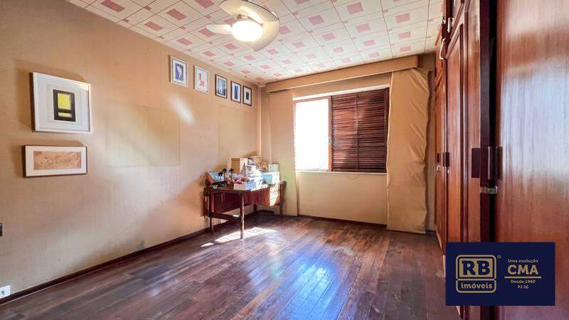 Casa à venda com 4 quartos, 1000m² - Foto 21