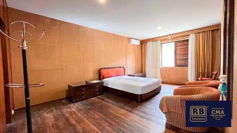 Casa à venda com 4 quartos, 1000m² - Foto 9