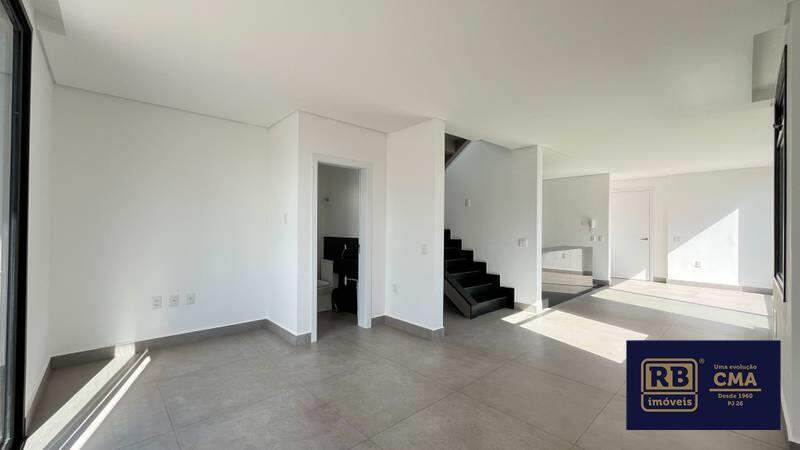 Cobertura à venda com 3 quartos, 123m² - Foto 2