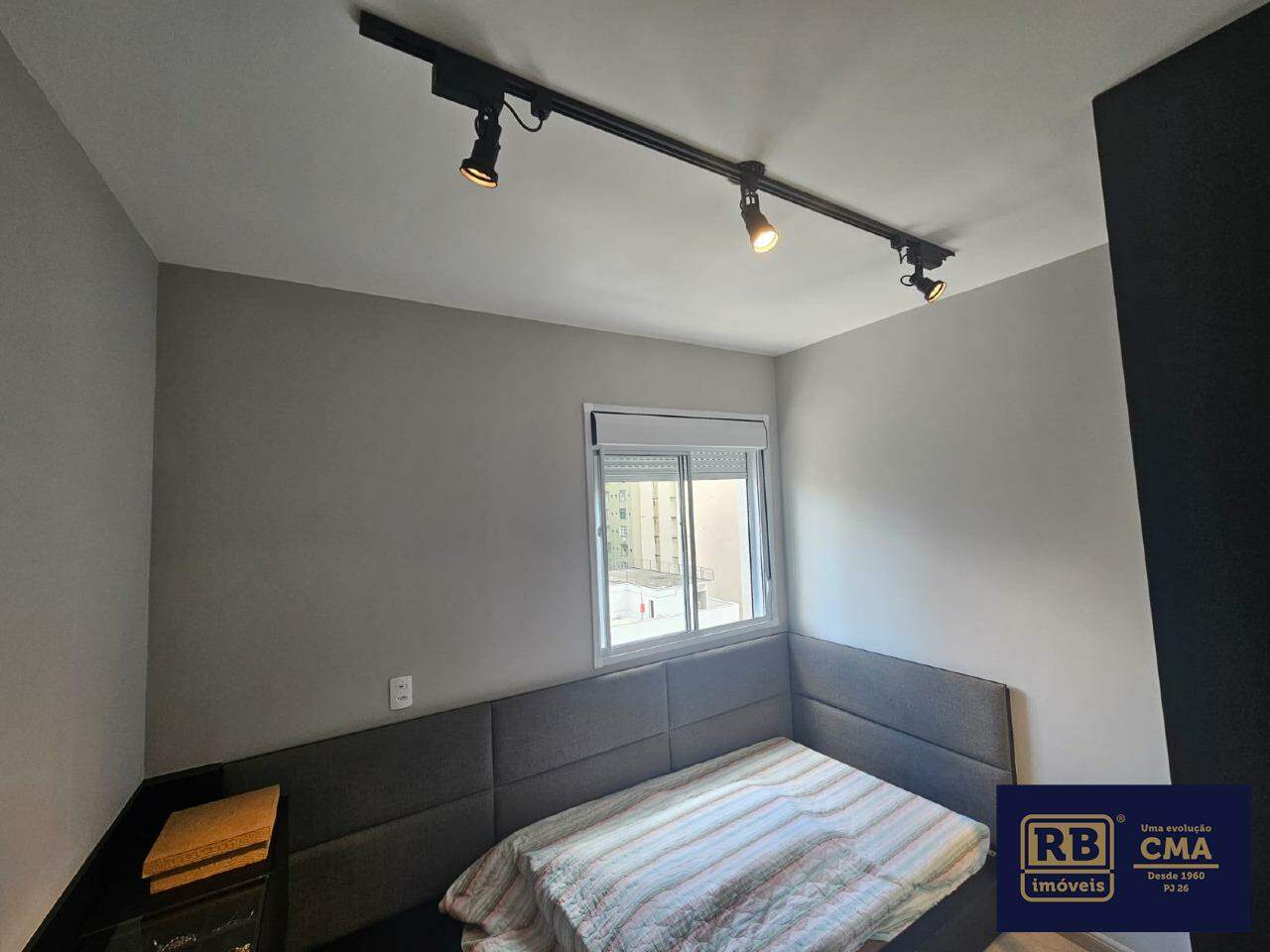 Apartamento à venda com 2 quartos, 56m² - Foto 15