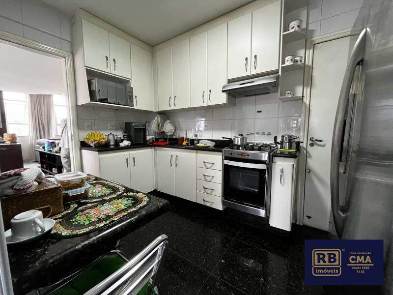 Cobertura à venda com 3 quartos, 204m² - Foto 2