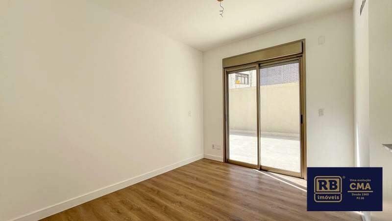 Apartamento à venda com 4 quartos, 147m² - Foto 11