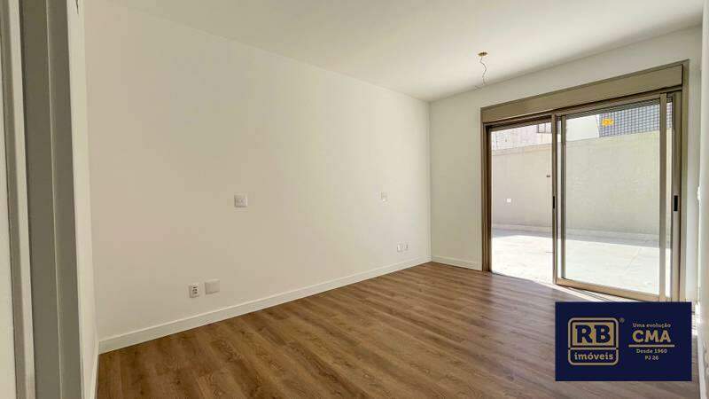 Apartamento à venda com 4 quartos, 147m² - Foto 7