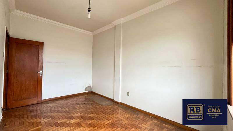 Apartamento à venda com 3 quartos, 119m² - Foto 2
