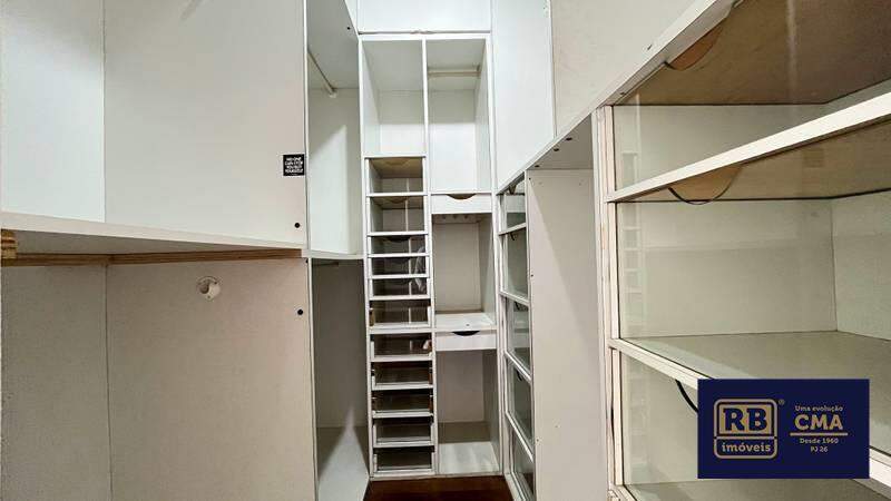 Cobertura à venda com 4 quartos, 240m² - Foto 15