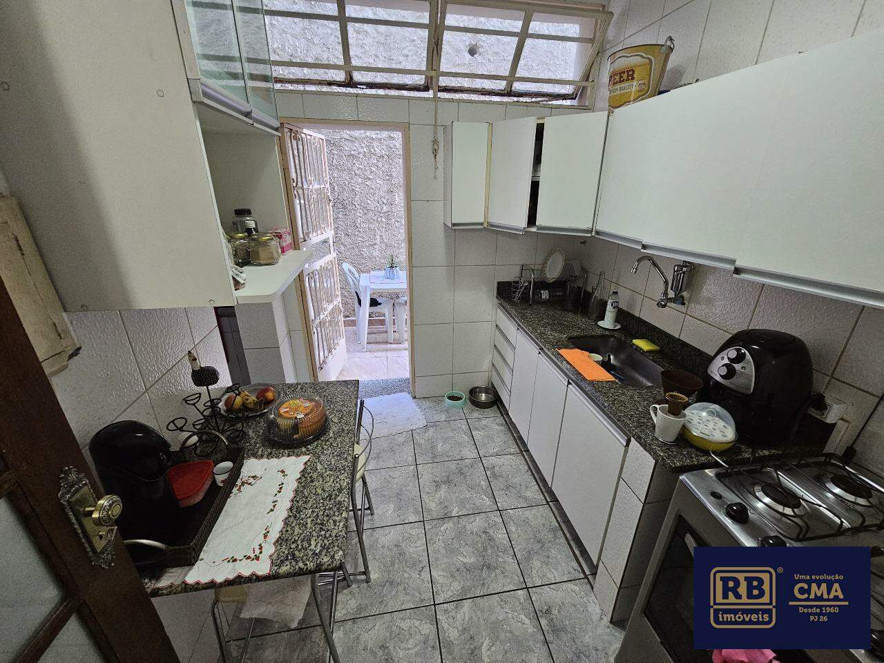 Apartamento à venda com 3 quartos, 110m² - Foto 3