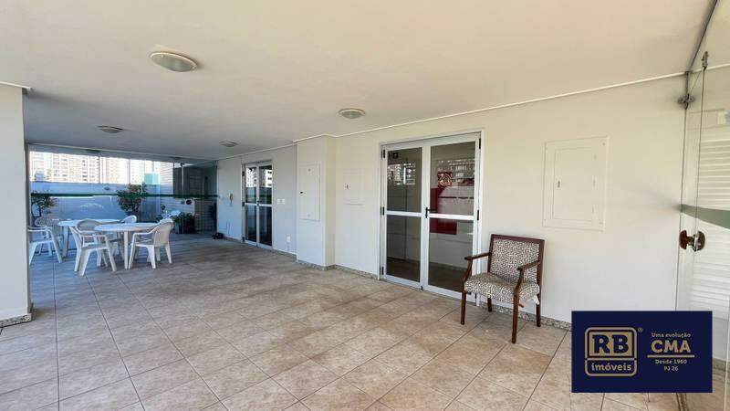 Apartamento à venda com 1 quarto, 40m² - Foto 3