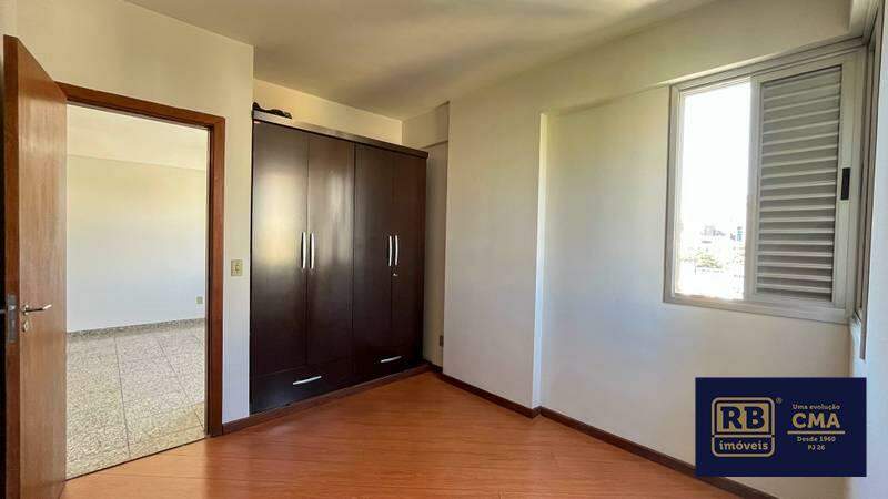 Apartamento à venda com 1 quarto, 40m² - Foto 9