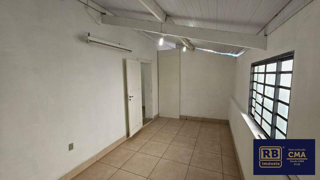 Casa para alugar com 3 quartos, 125m² - Foto 12