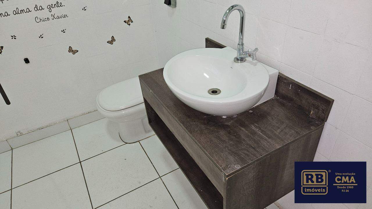 Casa para alugar com 3 quartos, 125m² - Foto 14