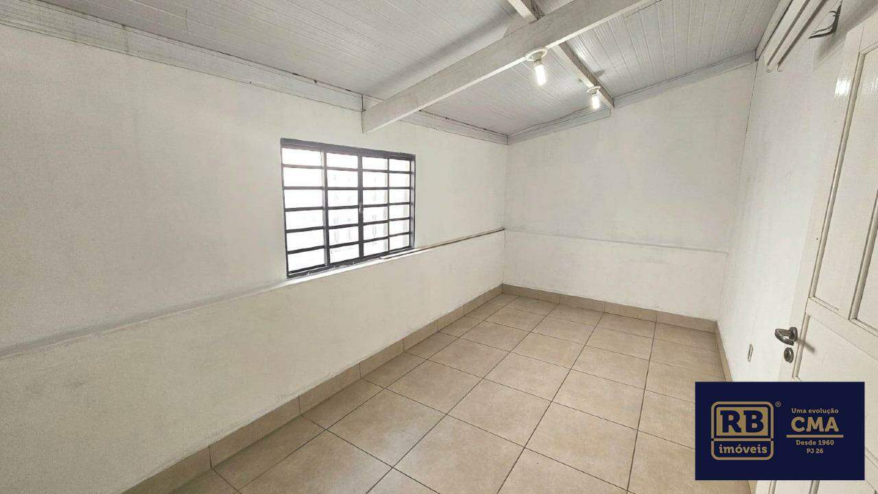 Casa para alugar com 3 quartos, 125m² - Foto 11