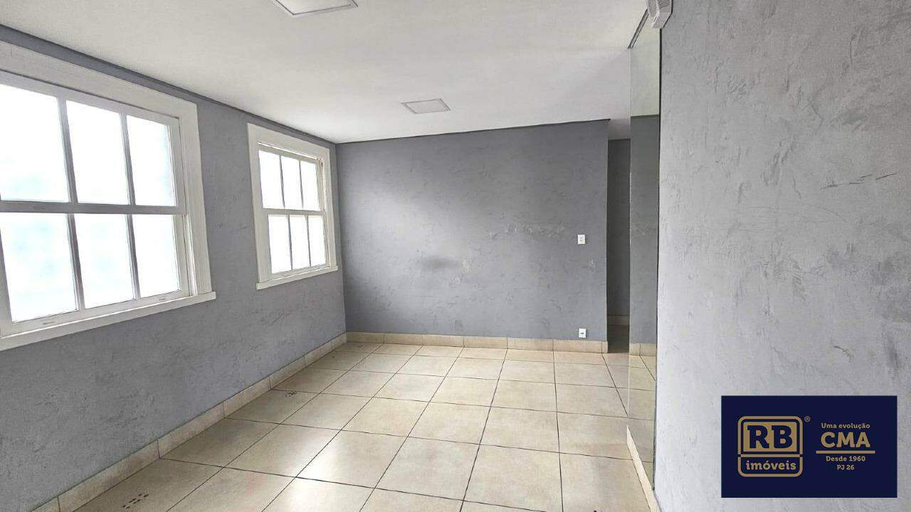 Casa para alugar com 3 quartos, 125m² - Foto 4