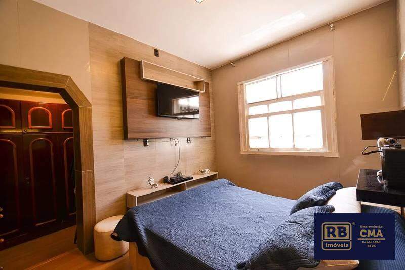 Casa, 6 quartos, 239 m² - Foto 11