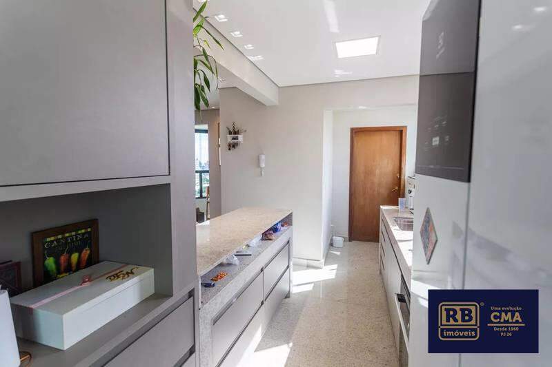 Cobertura, 3 quartos, 210 m² - Foto 13