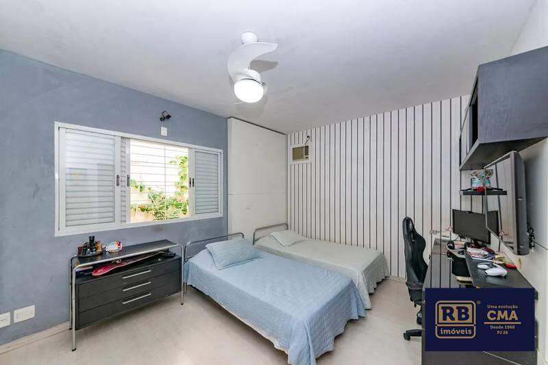 Casa, 4 quartos, 267 m² - Foto 14