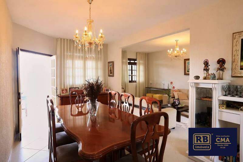 Casa, 4 quartos, 320 m² - Foto 2