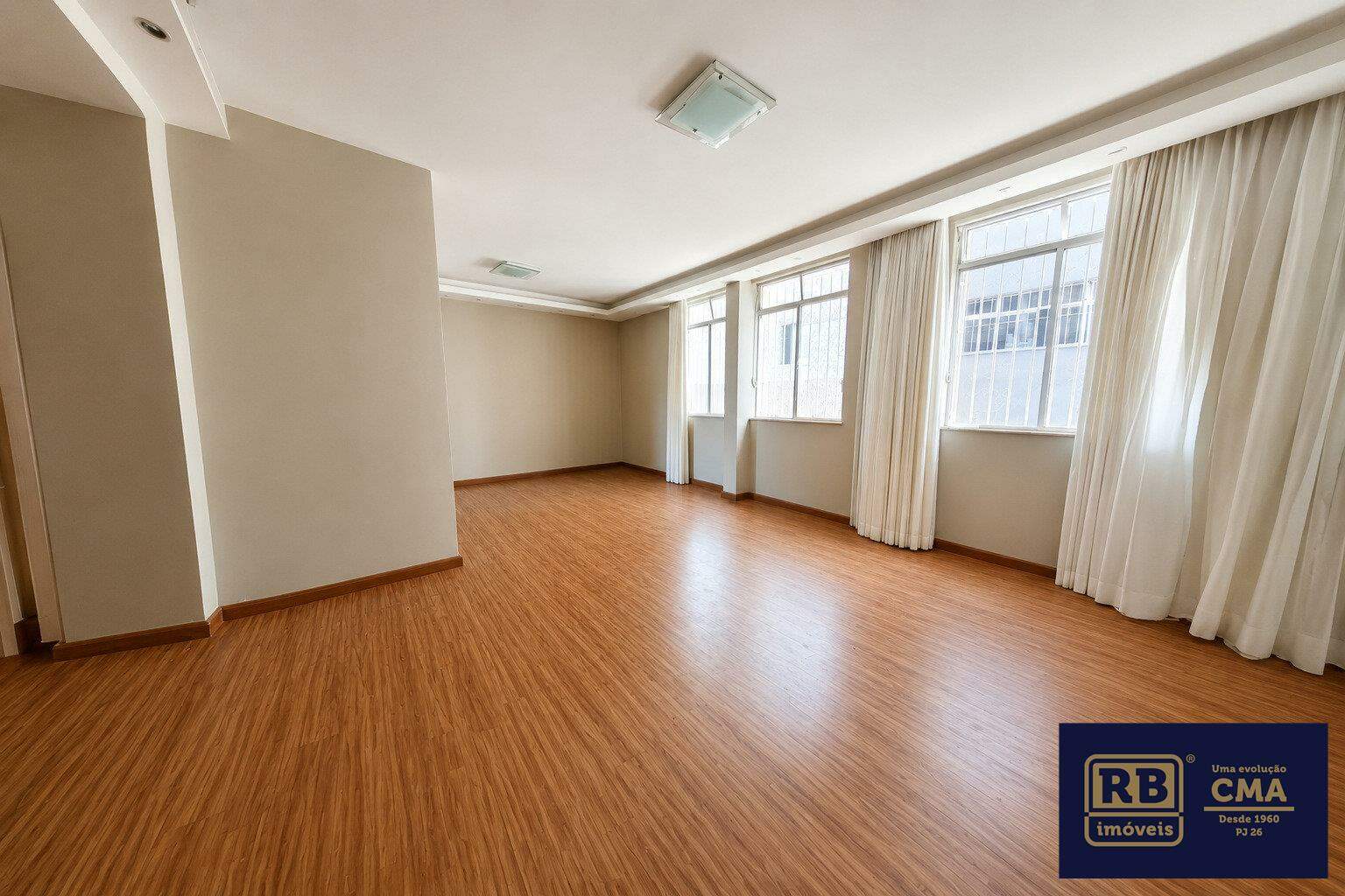 Apartamento, 3 quartos, 117 m² - Foto 2
