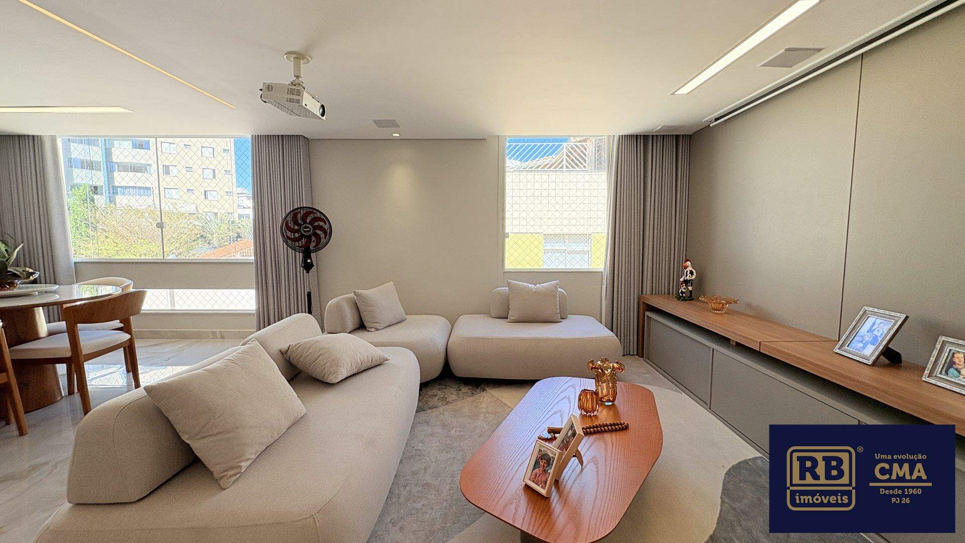 Apartamento, 4 quartos, 235 m² - Foto 2