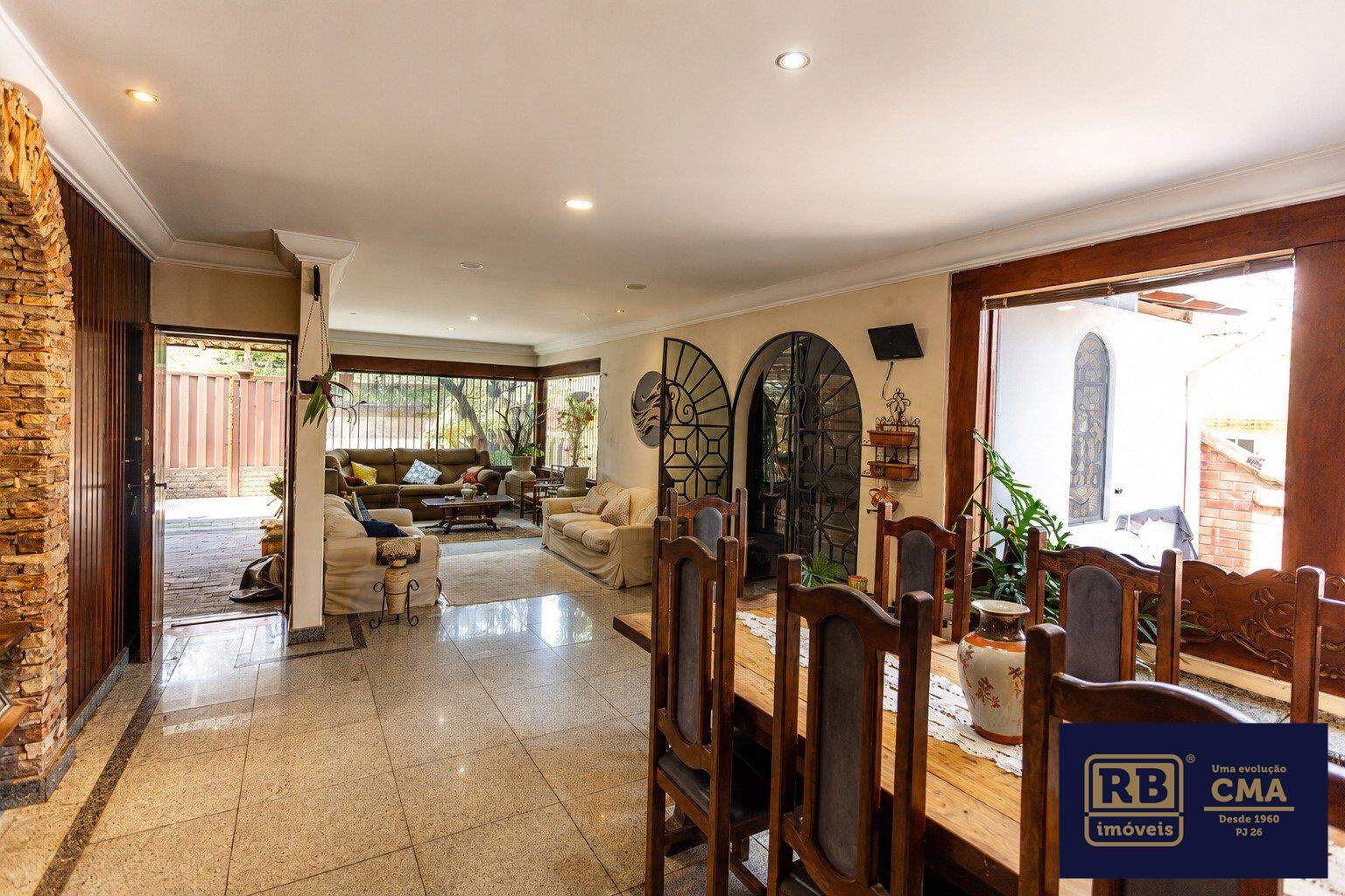 Casa, 3 quartos, 318 m² - Foto 2