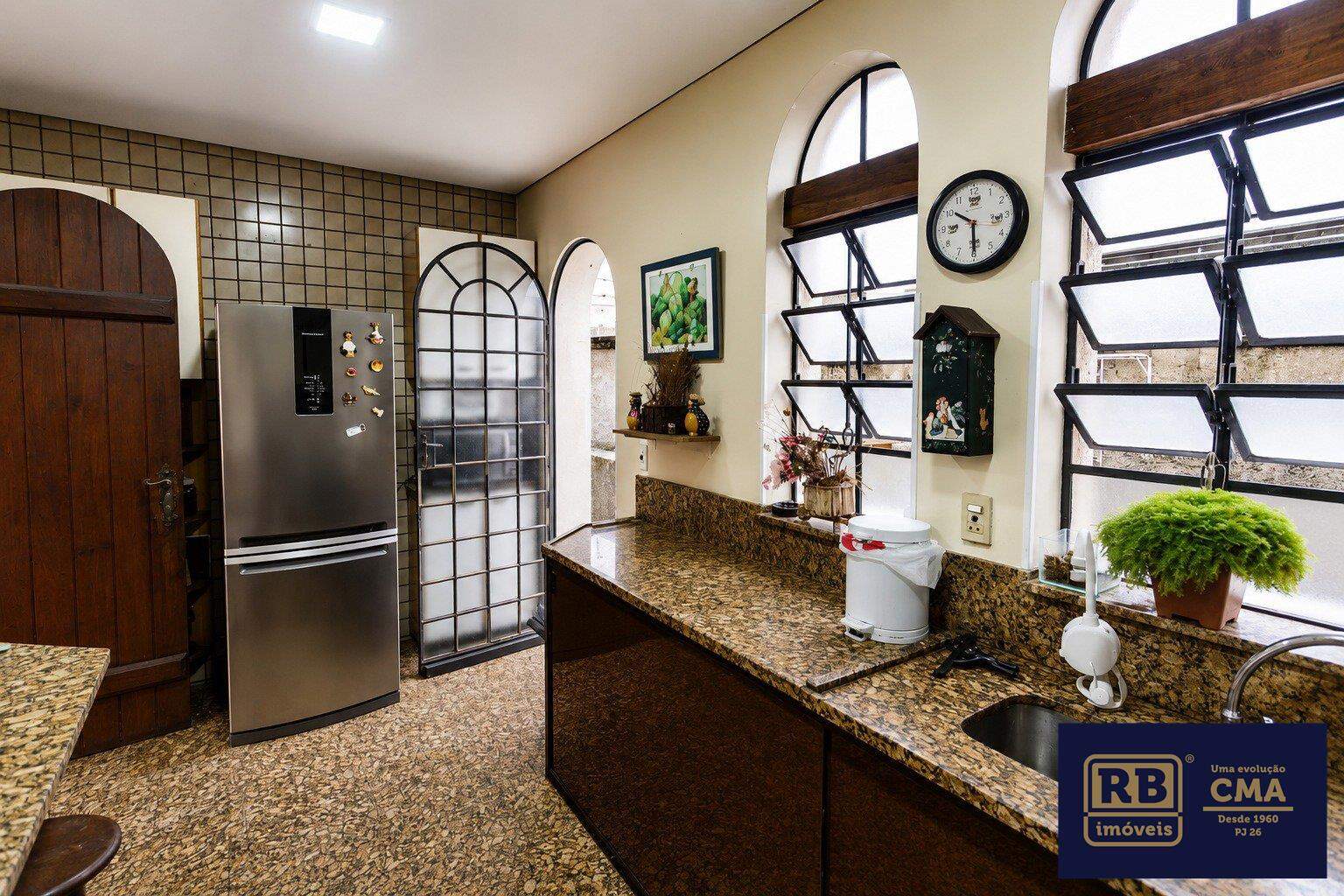 Casa, 3 quartos, 318 m² - Foto 6