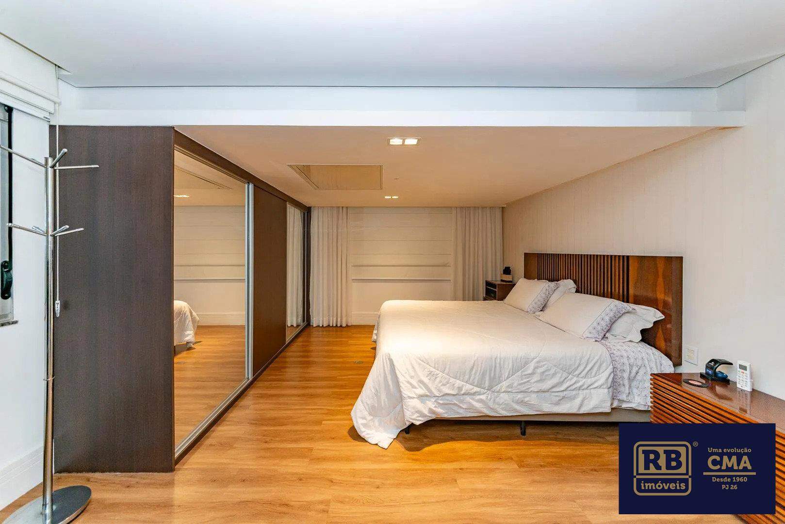 Cobertura, 4 quartos, 243 m² - Foto 12