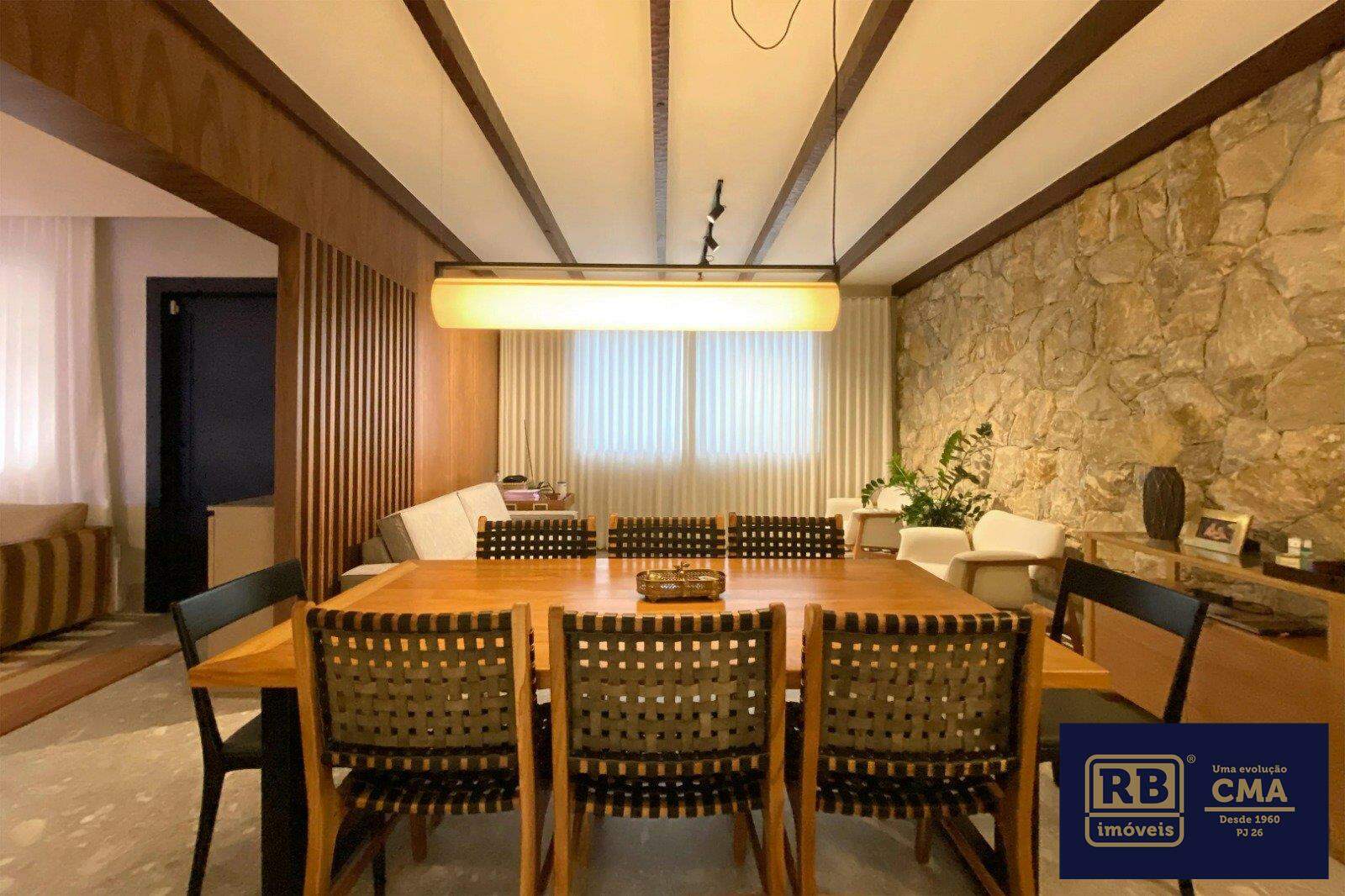 Casa, 5 quartos, 355 m² - Foto 2