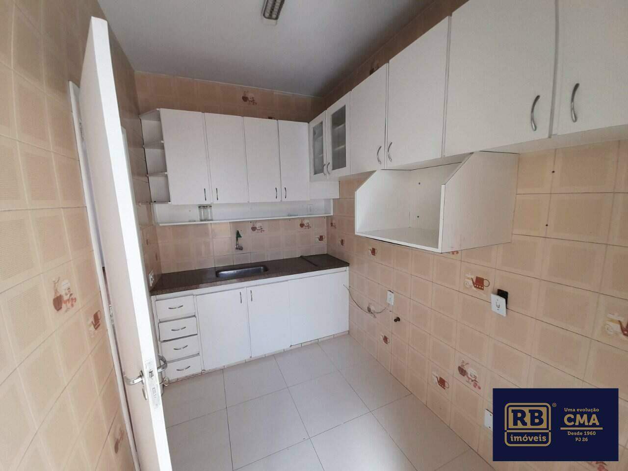 Apartamento para alugar com 3 quartos, 110m² - Foto 18