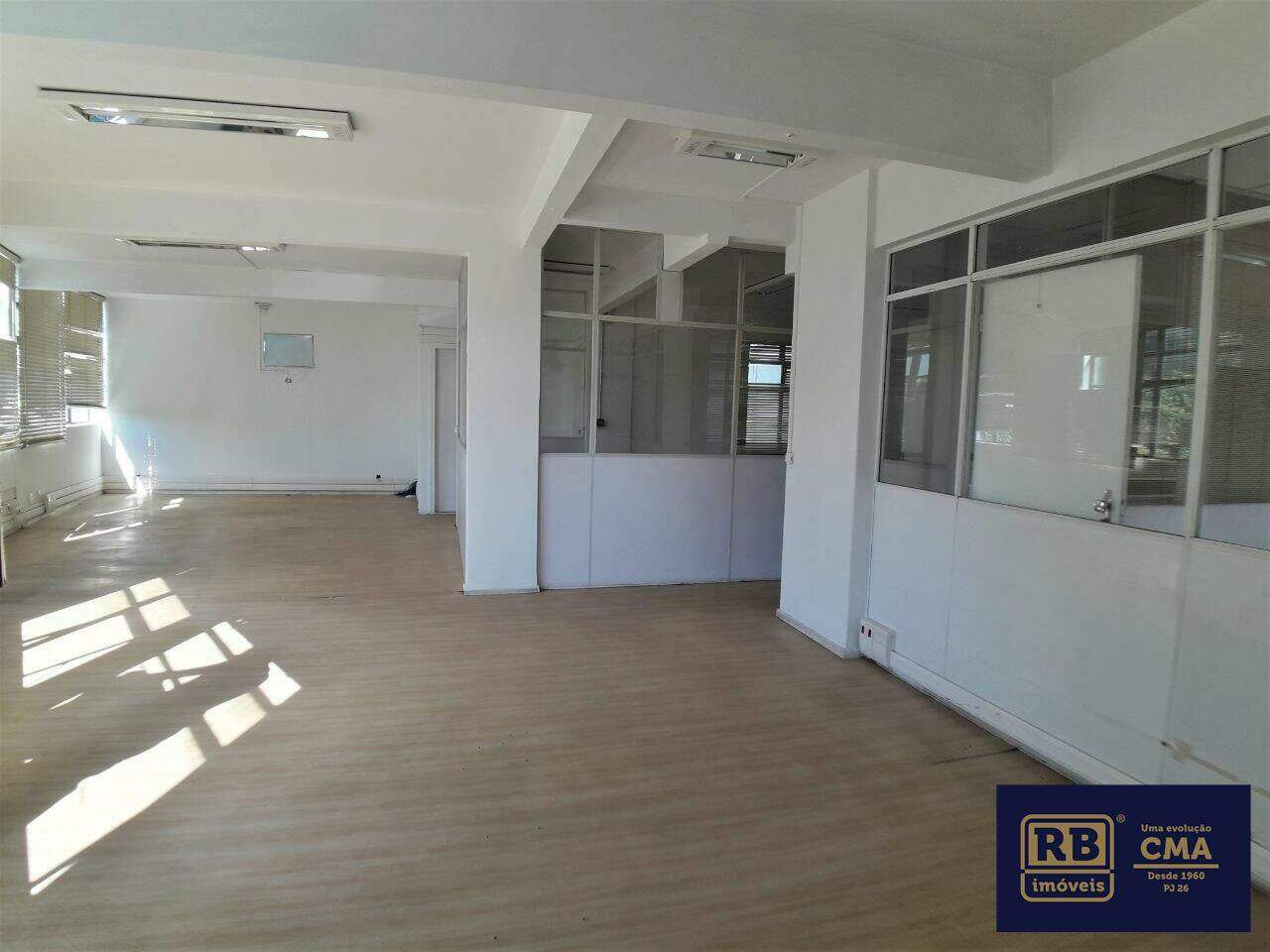 Prédio Inteiro para alugar, 2200m² - Foto 17