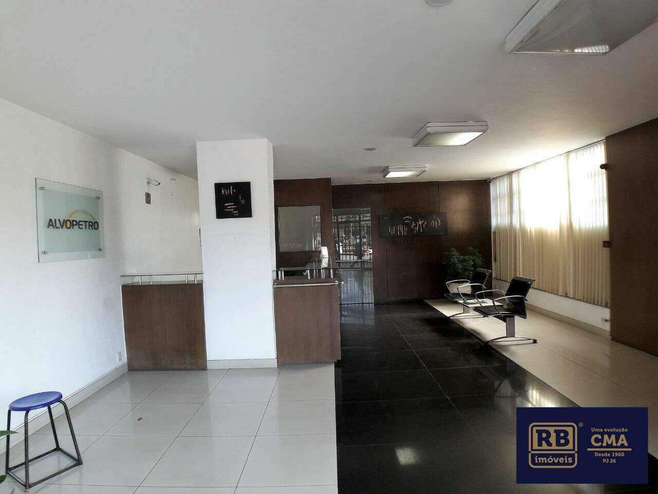 Prédio Inteiro para alugar, 2200m² - Foto 1