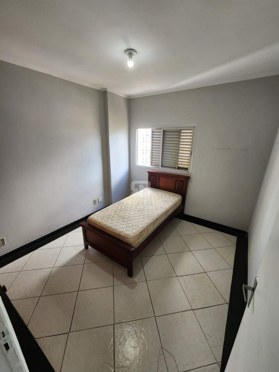Apartamento para aluguel no Vila Santa Maria: 
