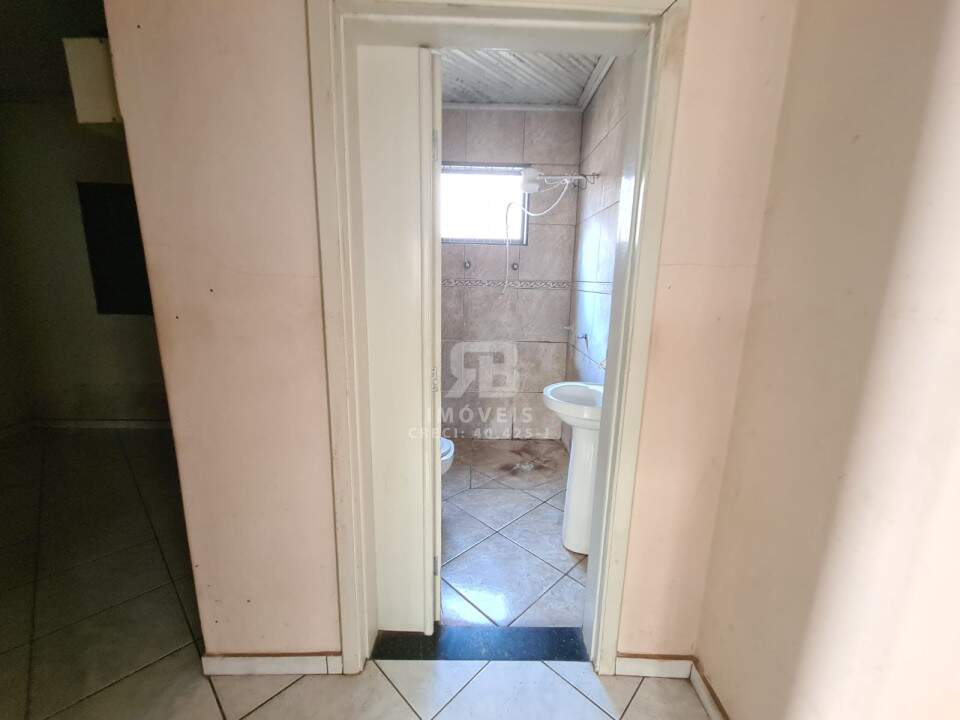 Casa à venda no Planalto: 
