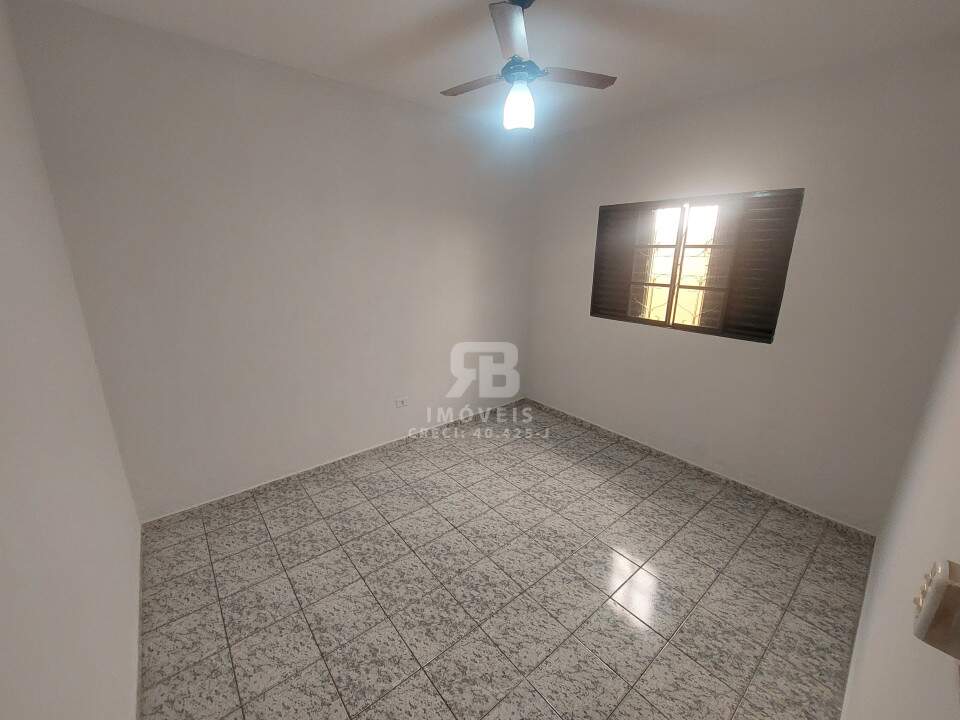 Casa para aluguel no Paraíso: 