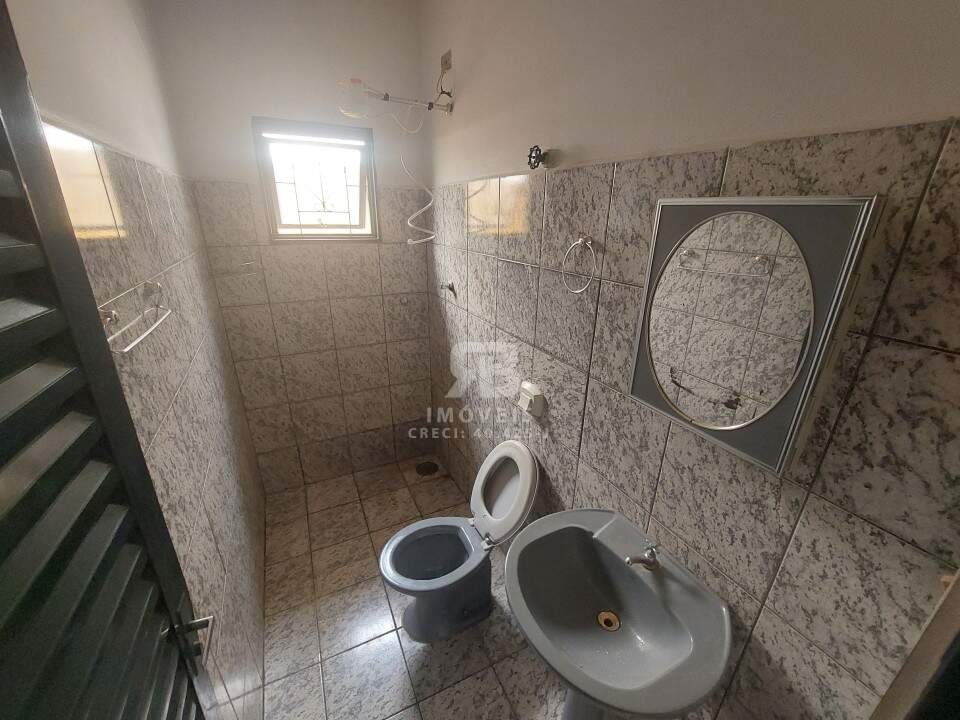 Casa para aluguel no Paraíso: 