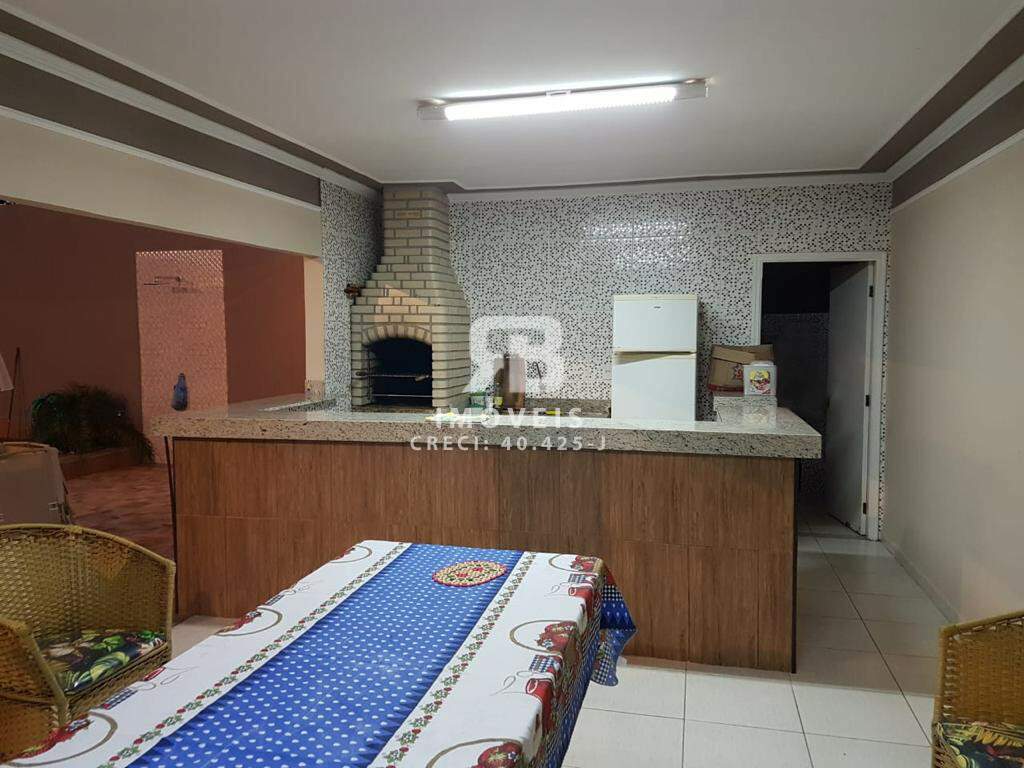 Casa à venda no Palmeiras: 