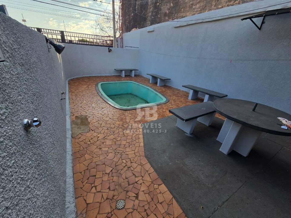 Casa para aluguel no São Joaquim: 