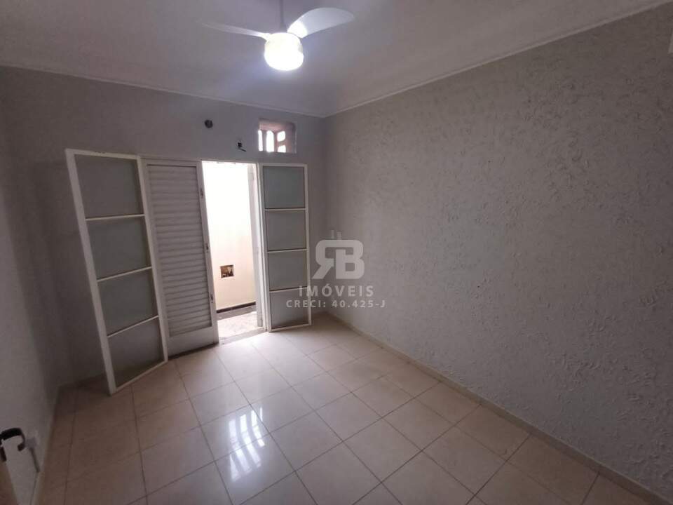 Casa para aluguel no Icaray: 