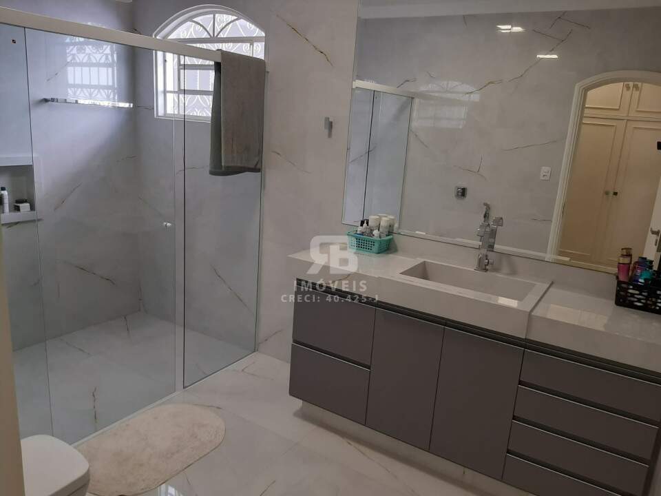 Casa à venda no Jardim Brasília: 