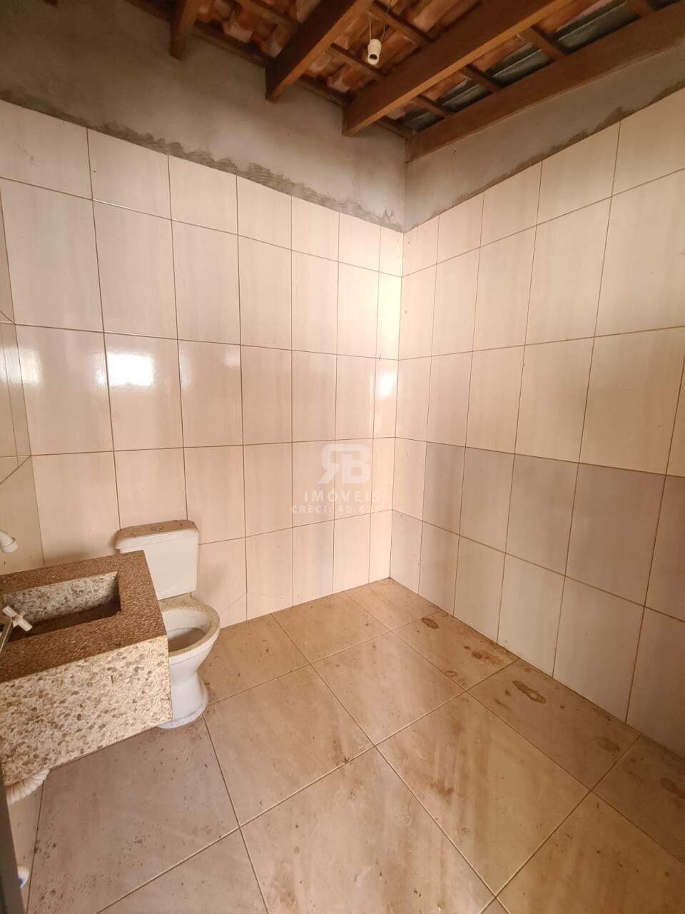 Casa à venda no Conjunto Residencial Toyokazu Kawata: 