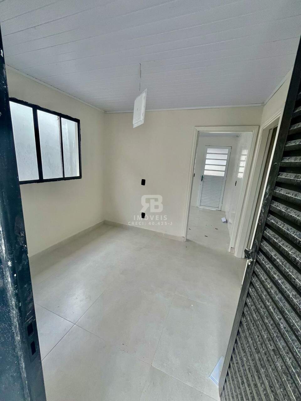 Casa à venda no Conjunto Habitacional Clóvis Valentin Picolotto: 