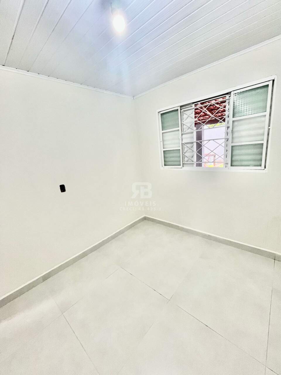 Casa à venda no Conjunto Habitacional Clóvis Valentin Picolotto: 