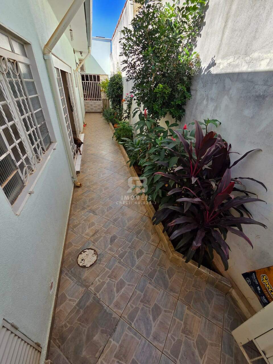 Casa à venda no Planalto: 