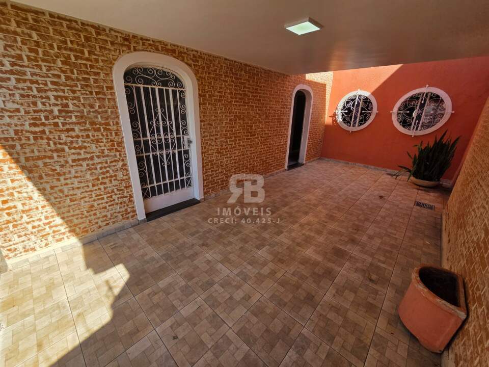 Casa para aluguel no Vila Bandeirantes: 