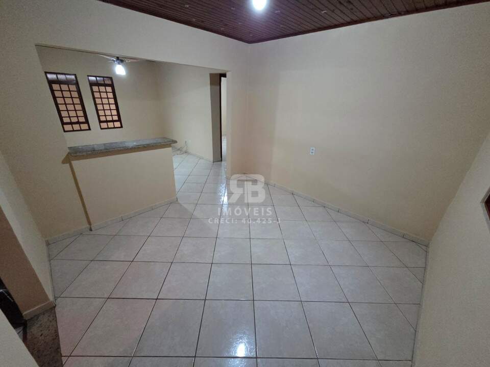 Casa para aluguel no Amizade: 
