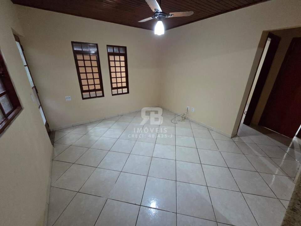Casa para aluguel no Amizade: 