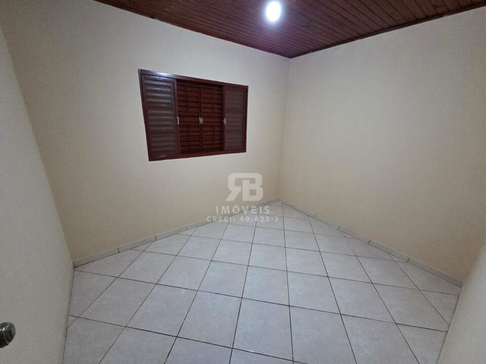 Casa para aluguel no Amizade: 