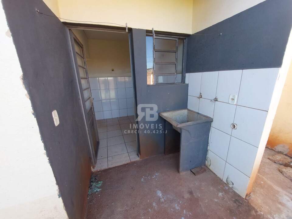 Casa para aluguel no Porto Real II: 