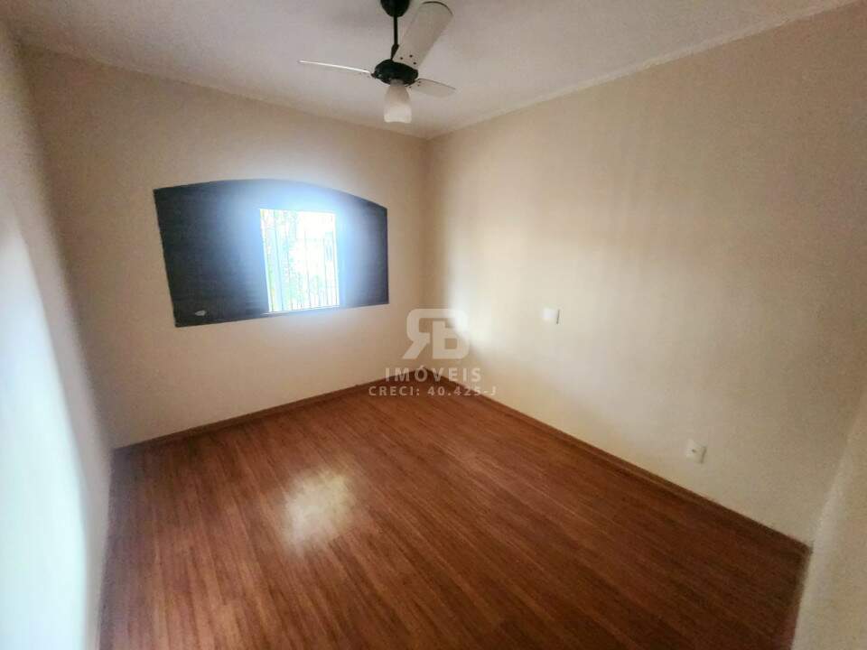 Casa para aluguel no Amizade: 