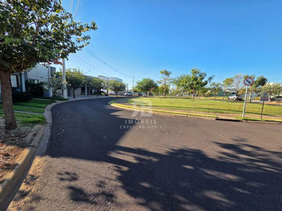 Terreno em condomínio à venda no Aeroporto: 