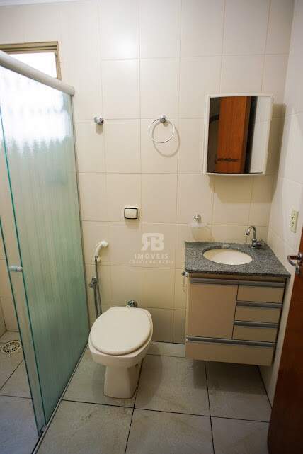 Casa em Condomínio para aluguel no Parque Baguaçu: 